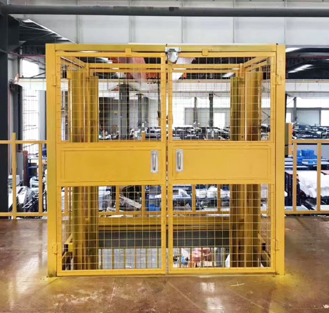 襄阳智能导轨式升降机亮相